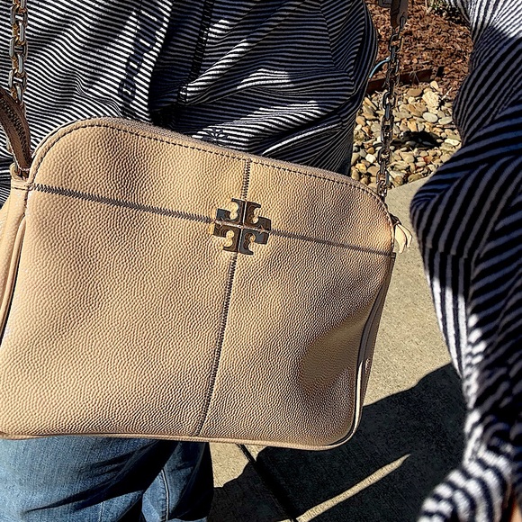 Tory Burch Mcgraw Camera bag(brie) EUC - Picture 15 of 15